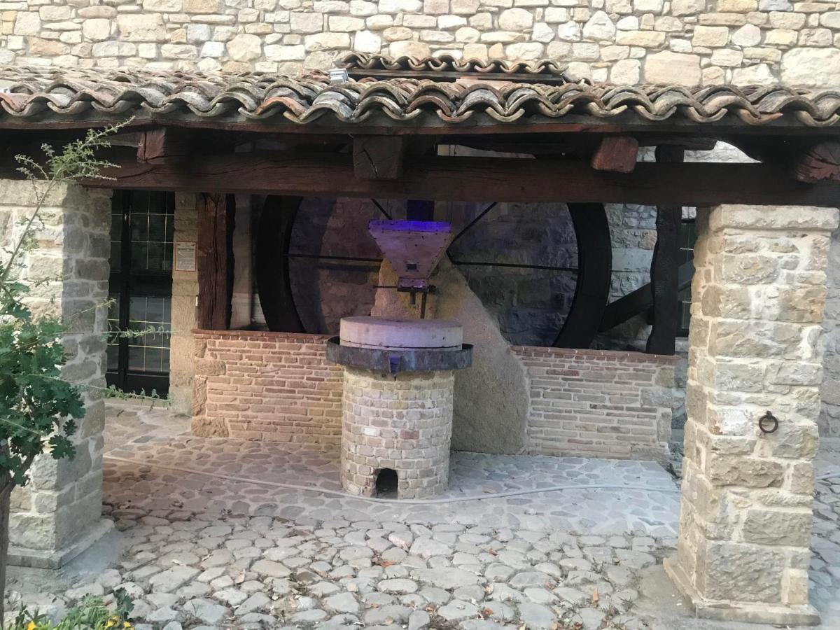 Hotel Lo Smeraldo Roccavivara Exterior photo